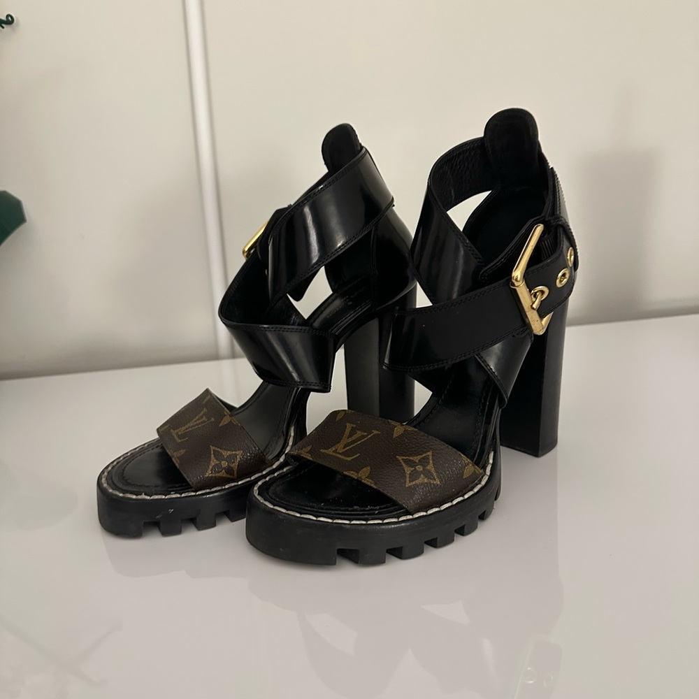 LV size 37